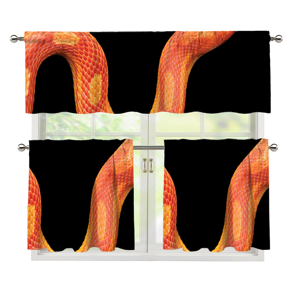 Amel Motley Corn Snake Print 3 Piece Kitchen Curtains