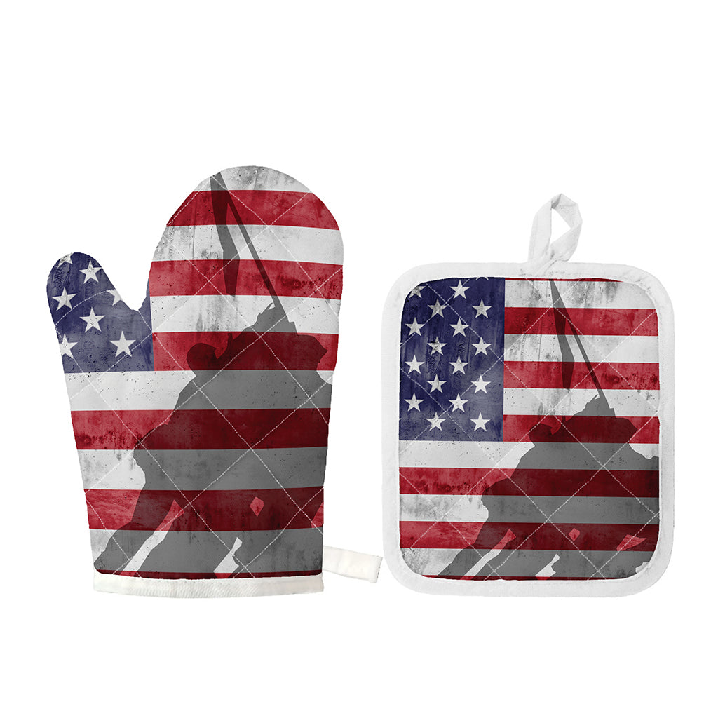 American Flag War Memorial Print Oven Mitt And Pot Holder Set