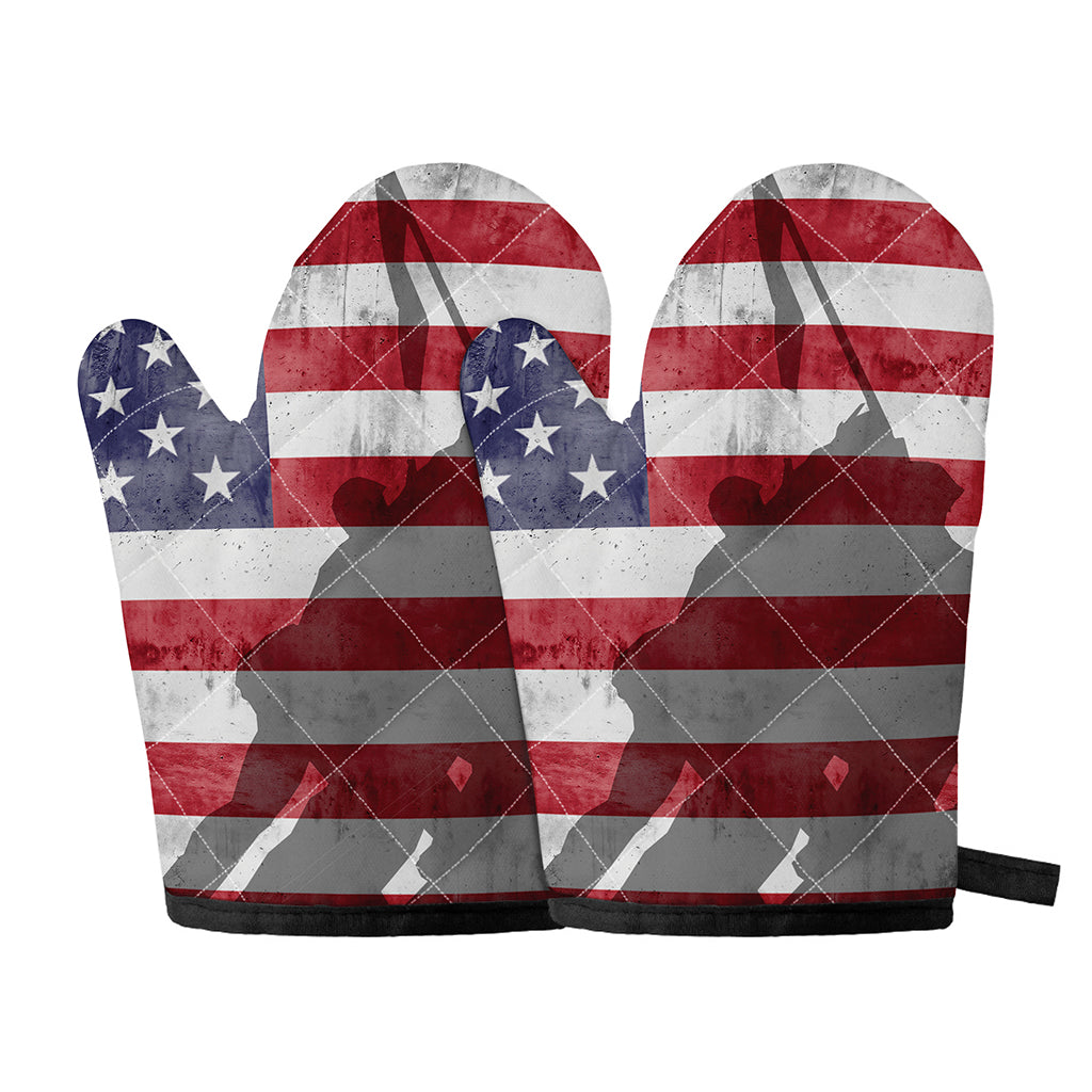 American Flag War Memorial Print Oven Mitts