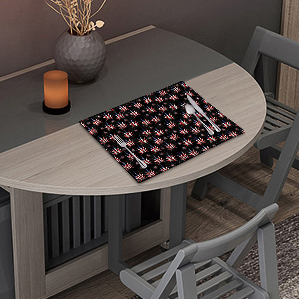 American Marijuana Leaf Pattern Print Placemat