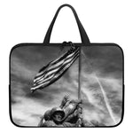 American War Memorial Print Laptop Sleeve With Handle