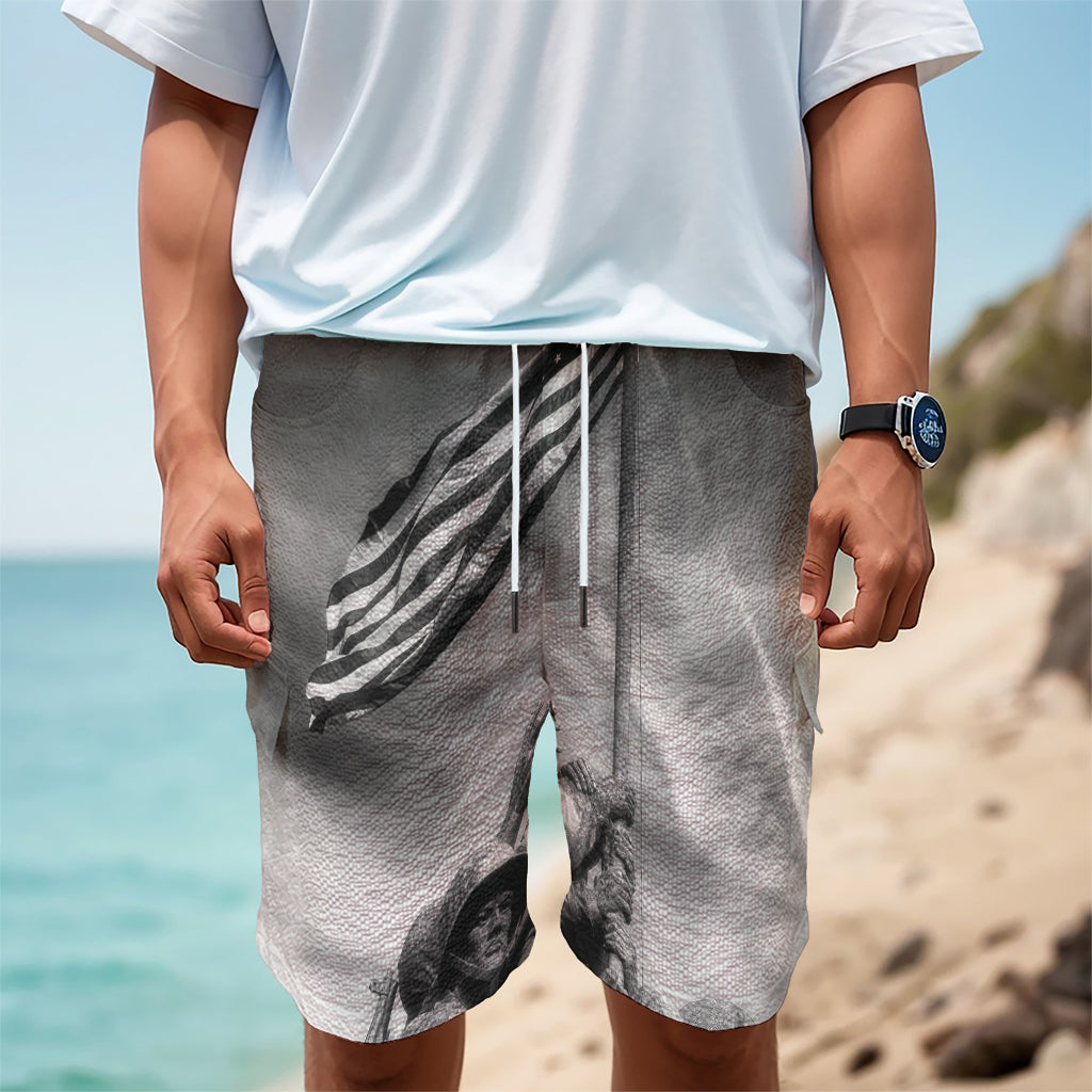 American War Memorial Print Men's Cargo Shorts