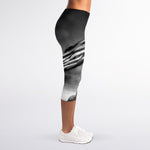 American War Memorial Print Women's Capri Leggings