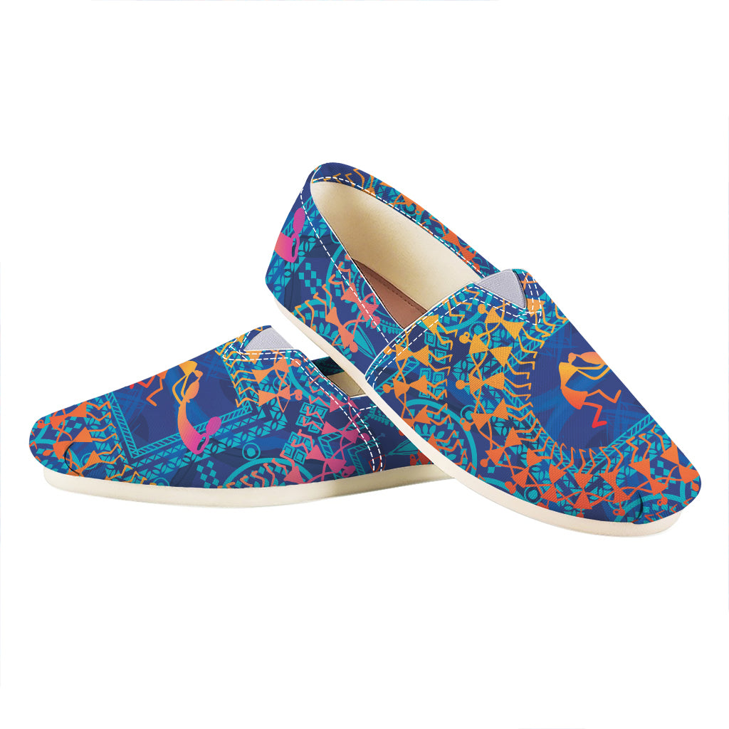 Ancient Indian Warli Tribal Print Casual Shoes