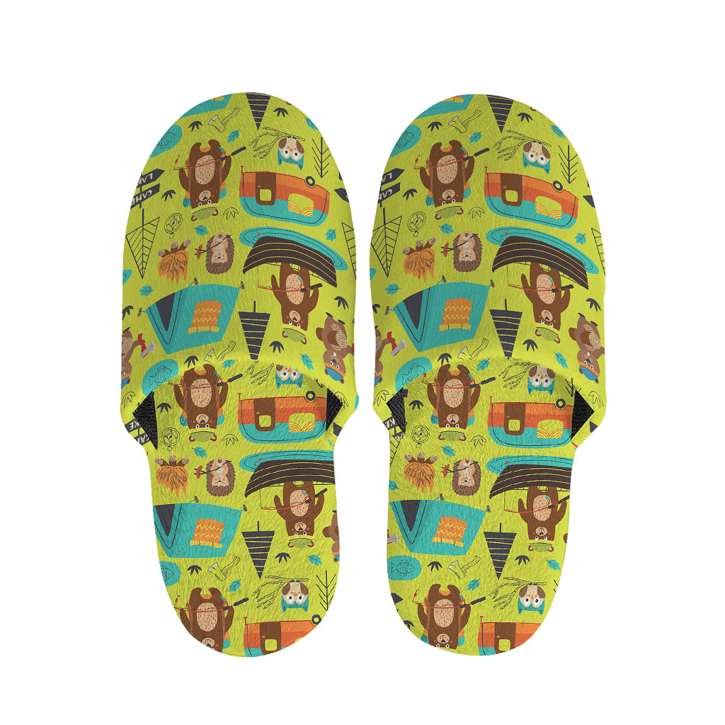 Animal Camping Pattern Print Slippers