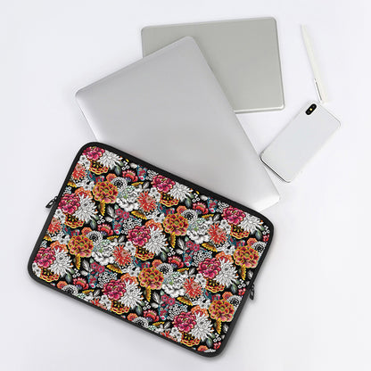 Asian Chrysanthemum Pattern Print Laptop Sleeve
