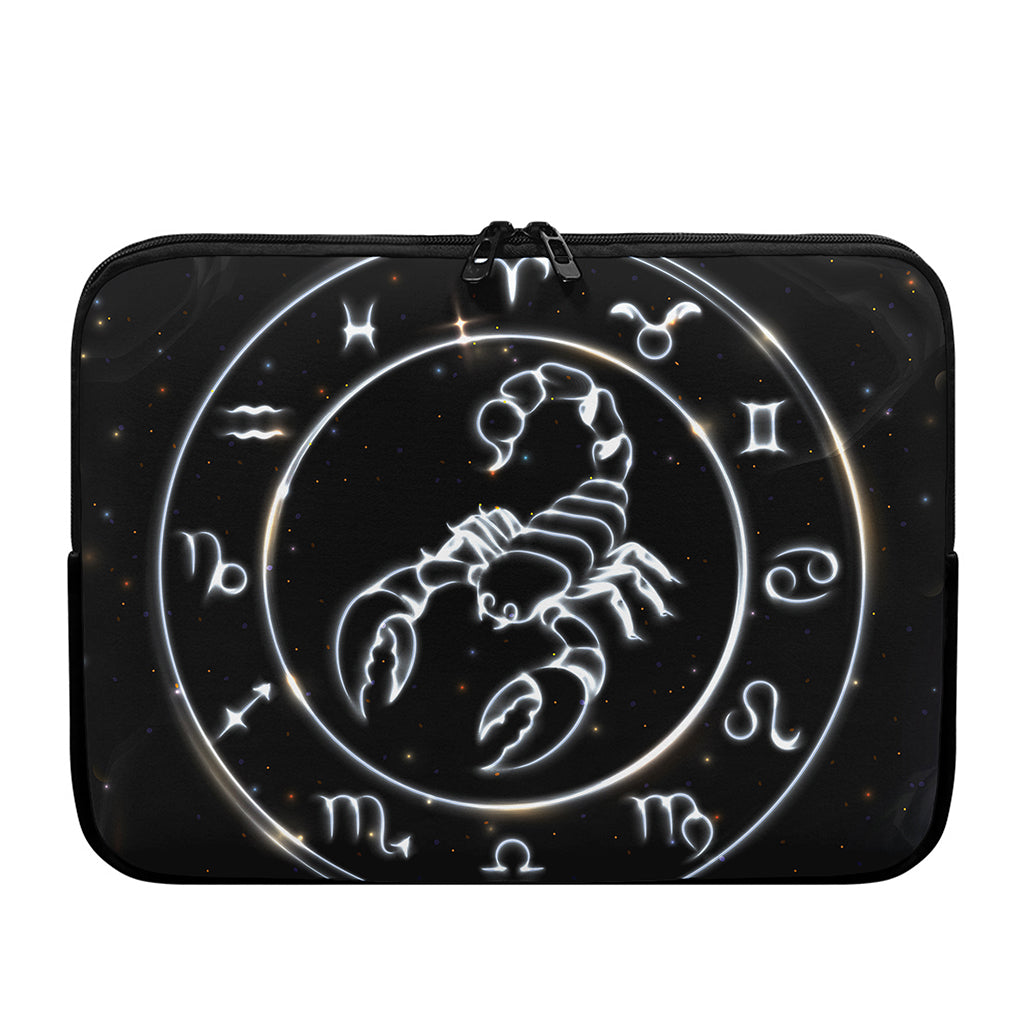 Astrology Scorpio Sign Print Laptop Sleeve