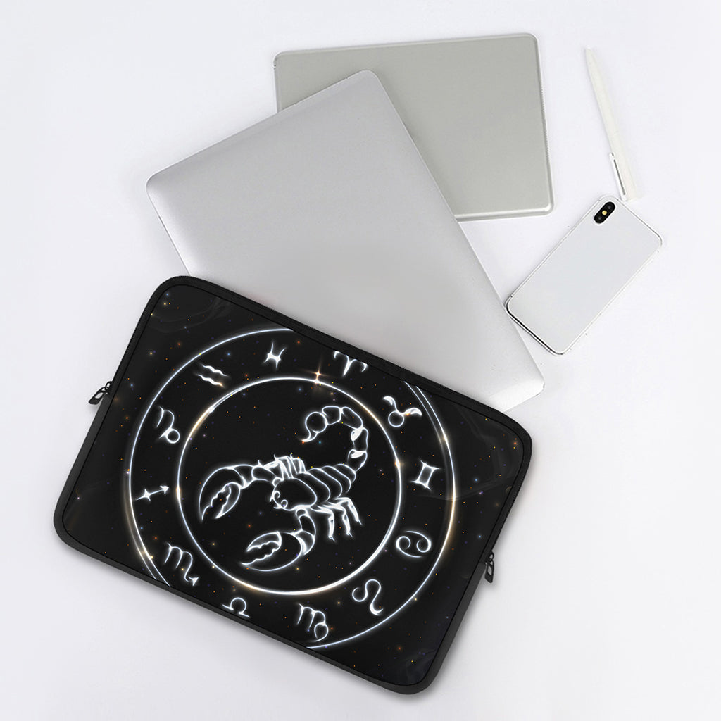Astrology Scorpio Sign Print Laptop Sleeve
