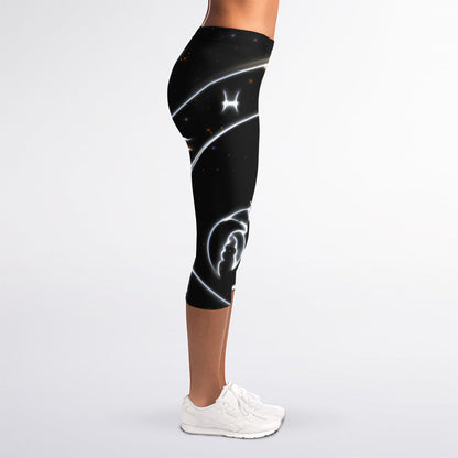 Astrology Scorpio Sign Print Women's Capri Leggings