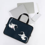 Astronaut Couple In Space Print Laptop Sleeve With Handle