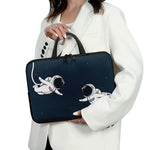 Astronaut Couple In Space Print Laptop Sleeve With Handle