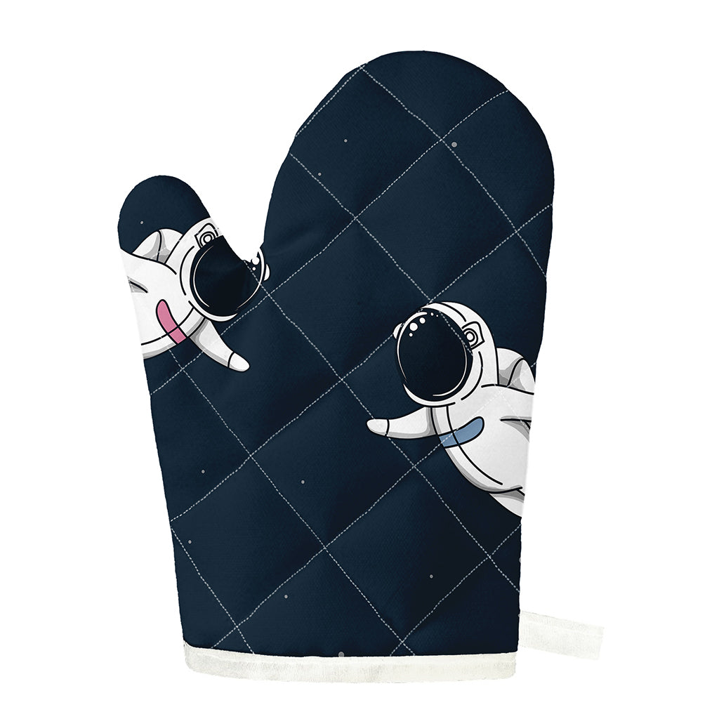 Astronaut Couple In Space Print Single Oven Mitt