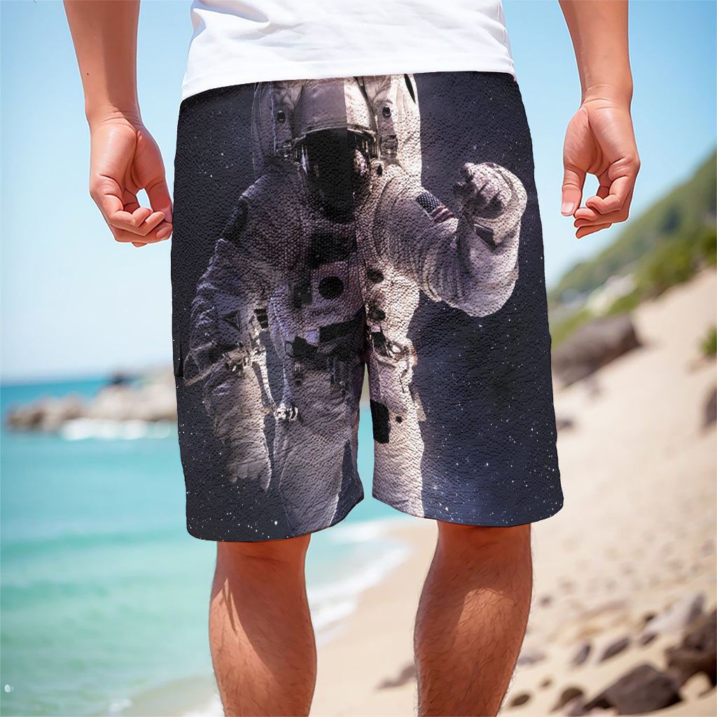 Astronaut Floating In Outer Space Print Men's Cargo Shorts