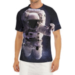 Astronaut Floating In Outer Space Print Men's Short Sleeve Rash Guard