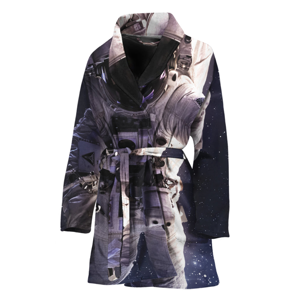 Astronaut Floating In Outer Space Print Women's Bathrobe