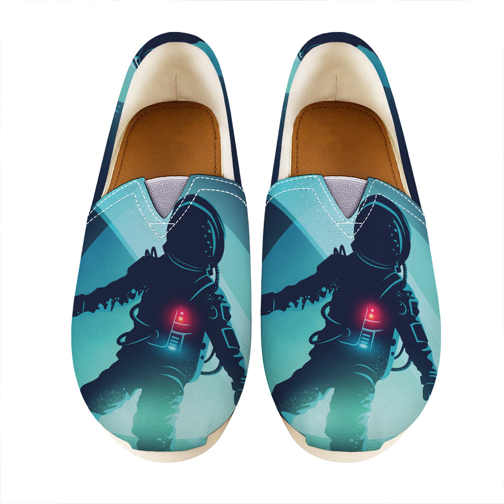 Astronaut Floating Through Space Print Casual Shoes