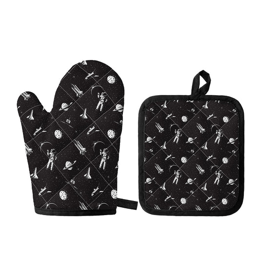 Astronaut In Space Pattern Print Oven Mitt And Pot Holder Set