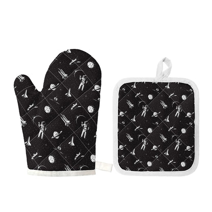 Astronaut In Space Pattern Print Oven Mitt And Pot Holder Set