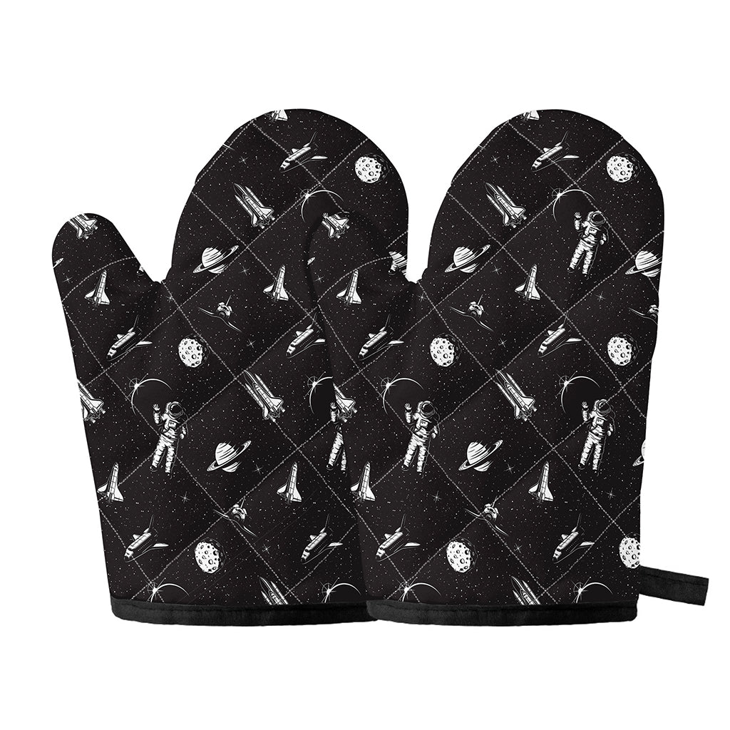 Astronaut In Space Pattern Print Oven Mitts