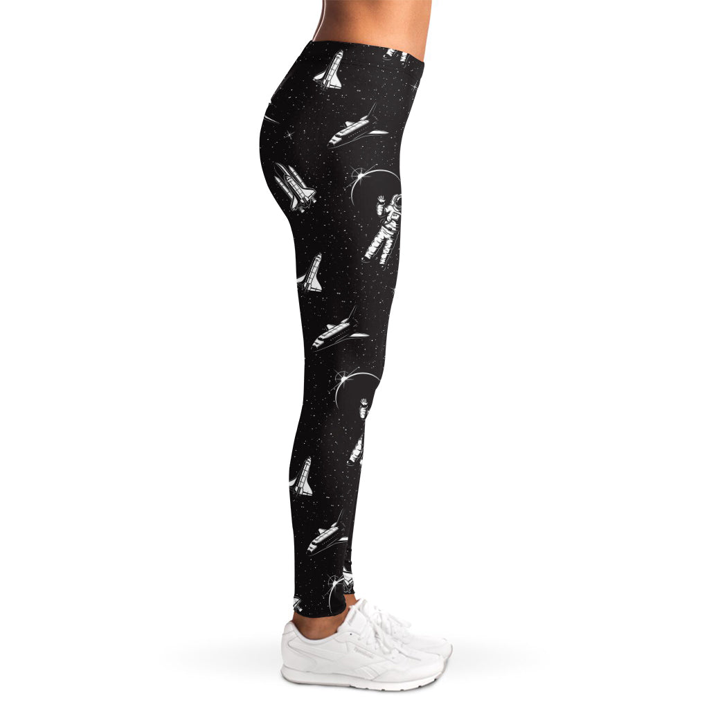 Astronaut In Space Pattern Print Women's Leggings