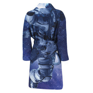 Astronaut On Space Mission Print Men's Bathrobe