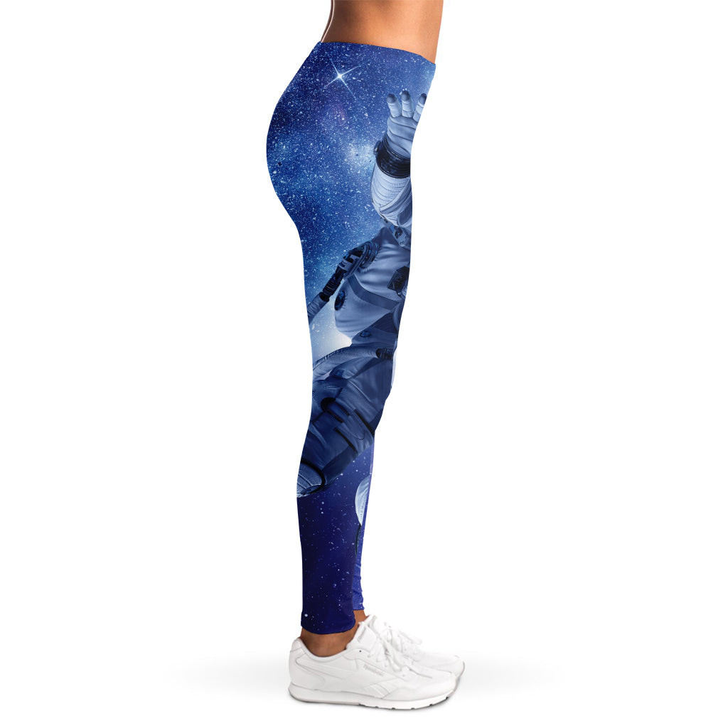 Astronaut On Space Mission Print Women's Leggings