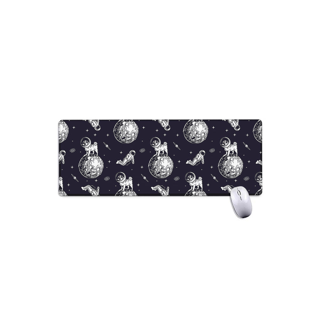 Astronaut Pug In Space Pattern Print Extended Mouse Pad