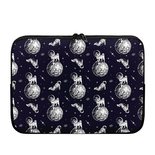 Astronaut Pug In Space Pattern Print Laptop Sleeve