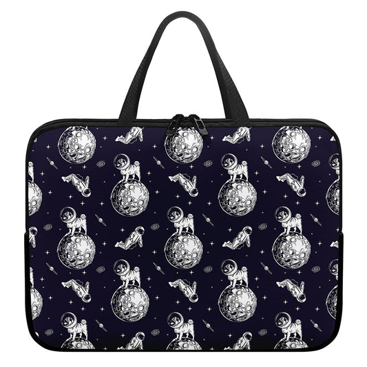 Astronaut Pug In Space Pattern Print Laptop Sleeve With Handle