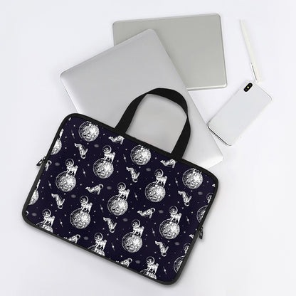 Astronaut Pug In Space Pattern Print Laptop Sleeve With Handle