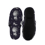 Astronaut Pug In Space Pattern Print Slippers