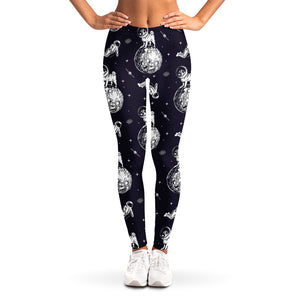 Astronaut Pug In Space Pattern Print Women's Leggings