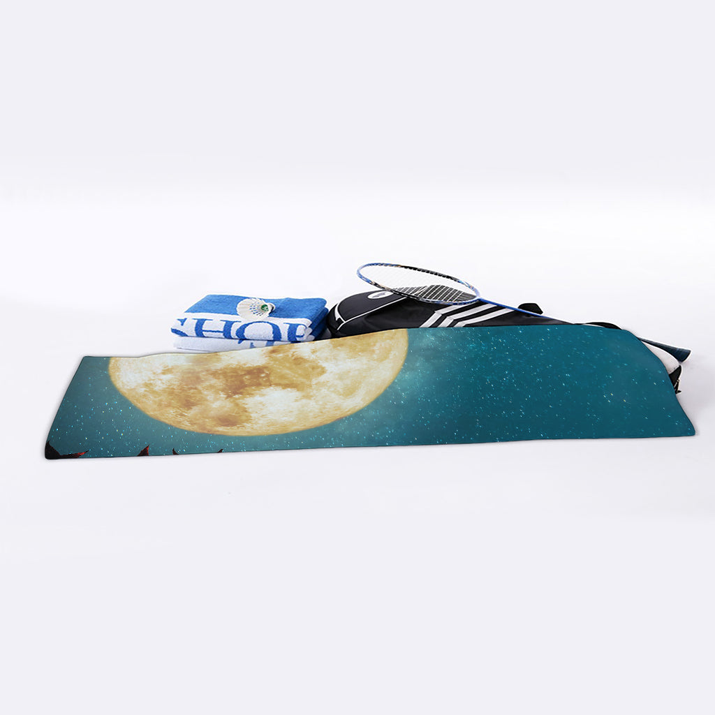 Autumn Full Moon Print Sports Towel