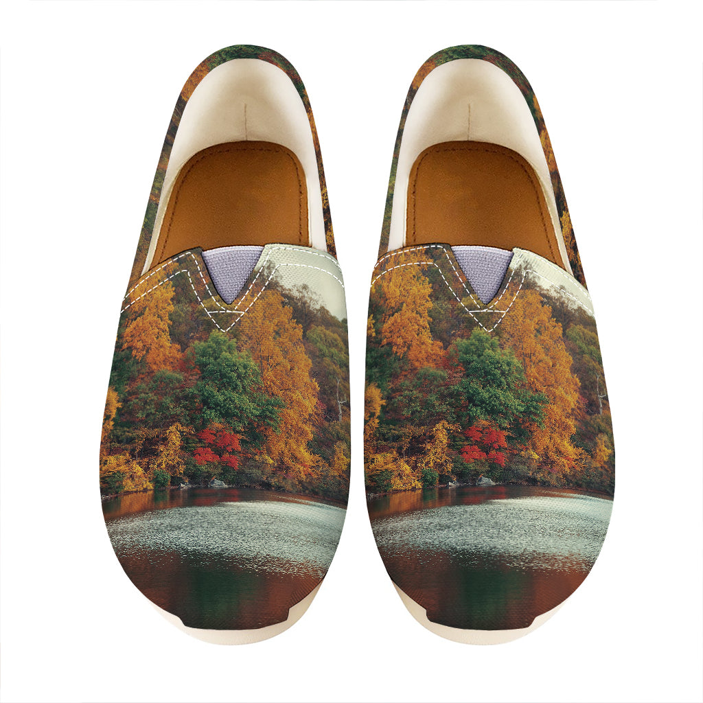 Autumn Lake Print Casual Shoes