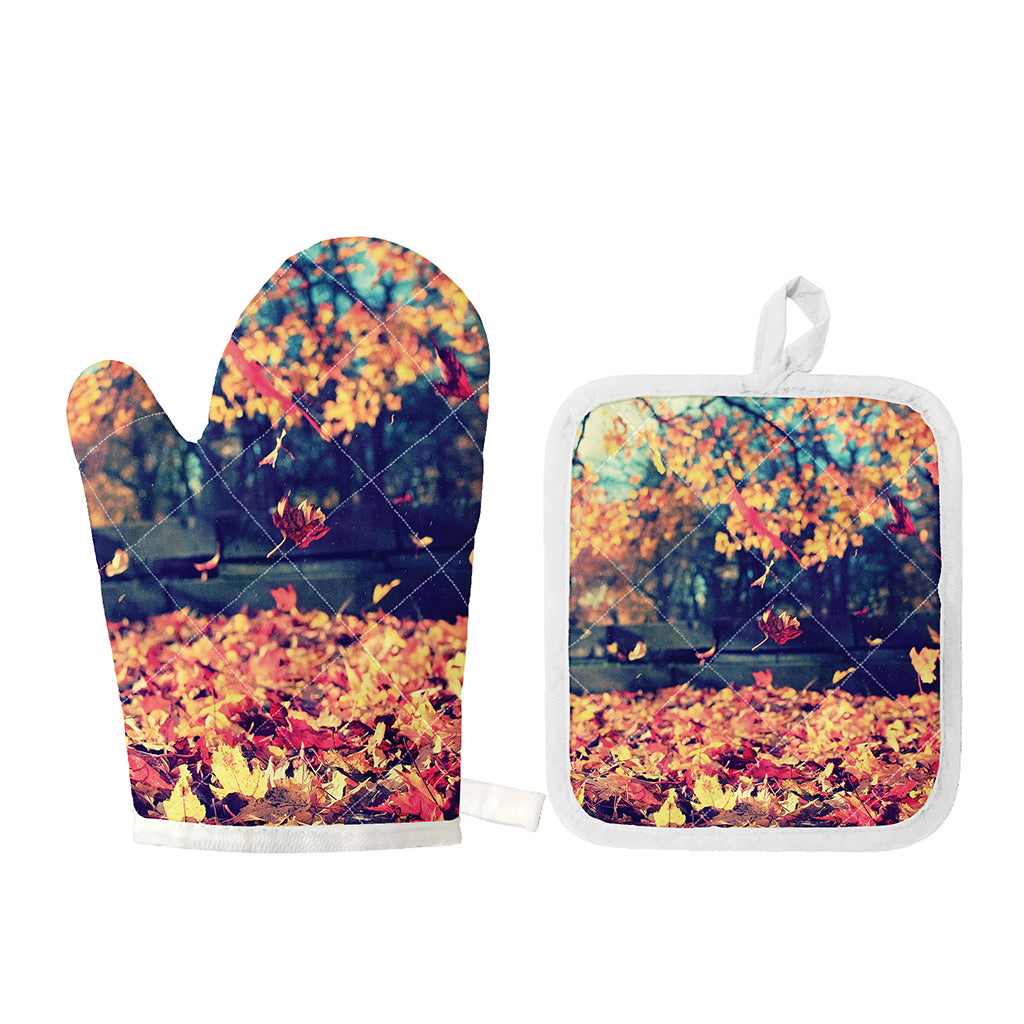 Autumn Leaves Print Oven Mitt And Pot Holder Set