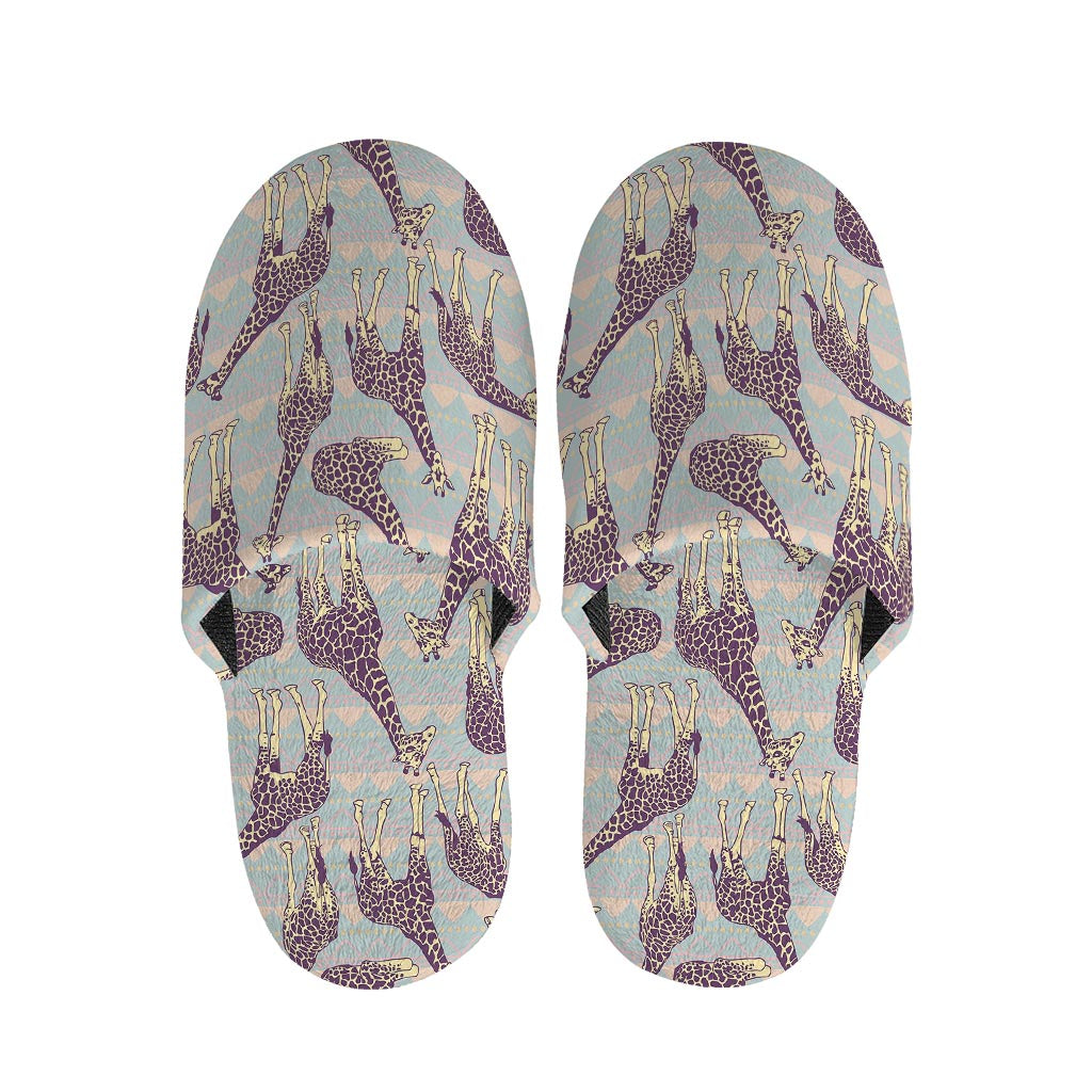 Aztec Giraffe Pattern Print Slippers