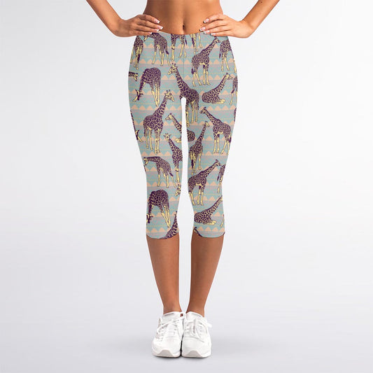 Aztec Giraffe Pattern Print Women's Capri Leggings