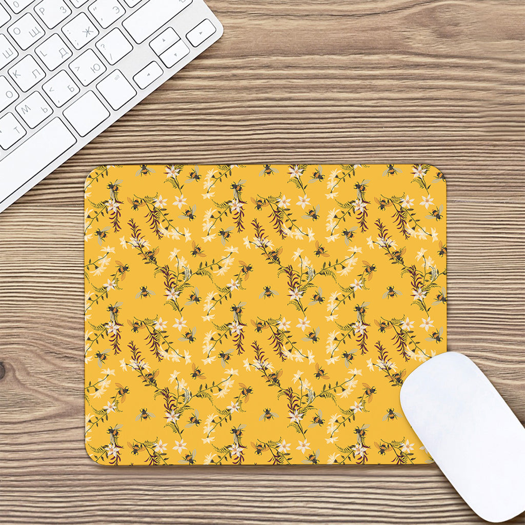 Bee Drawing Pattern Print Mouse Pad