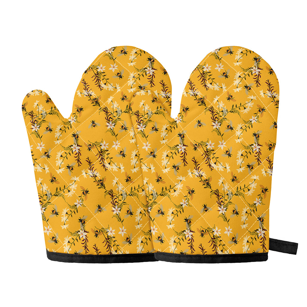 Bee Drawing Pattern Print Oven Mitts
