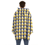Beer Emoji Pattern Print Hoodie Blanket