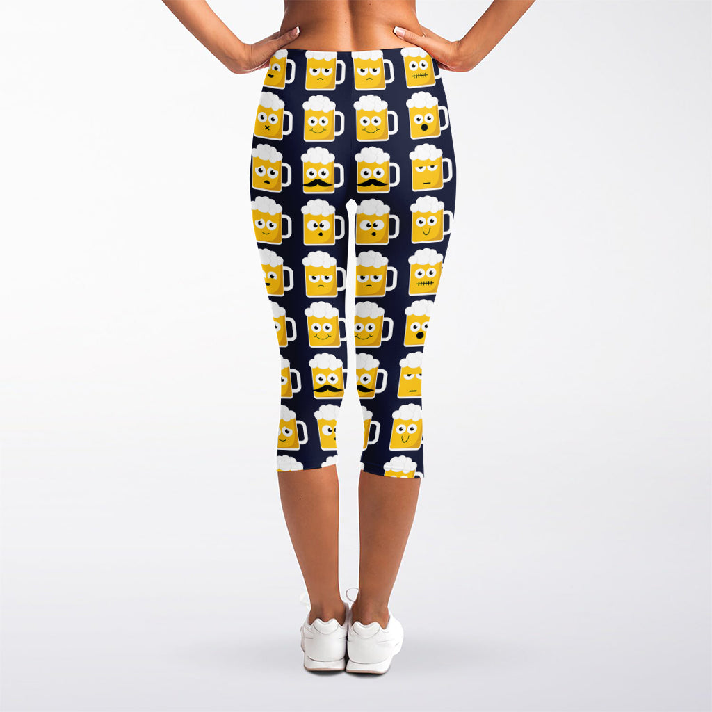 Beer Emoji Pattern Print Women's Capri Leggings