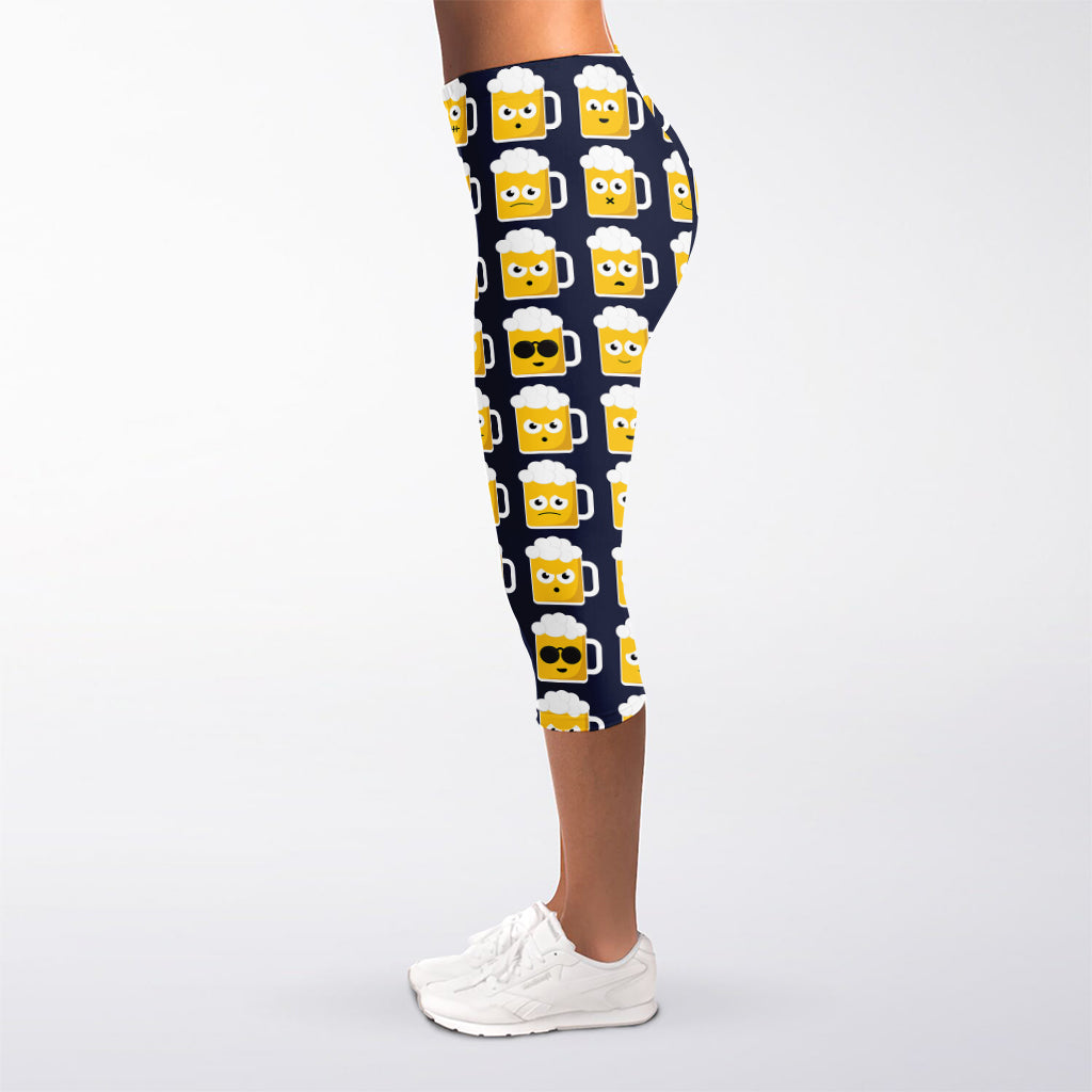 Beer Emoji Pattern Print Women's Capri Leggings