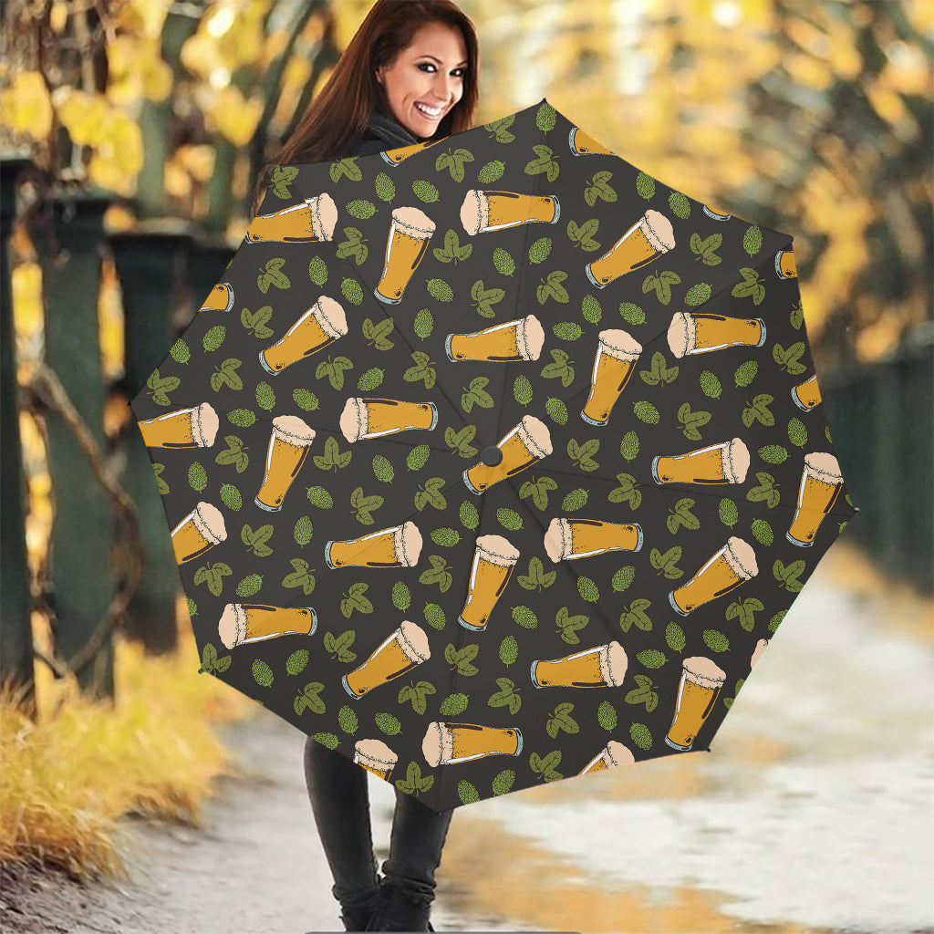 Beer Hop Cone And Leaf Pattern Print Foldable Umbrella