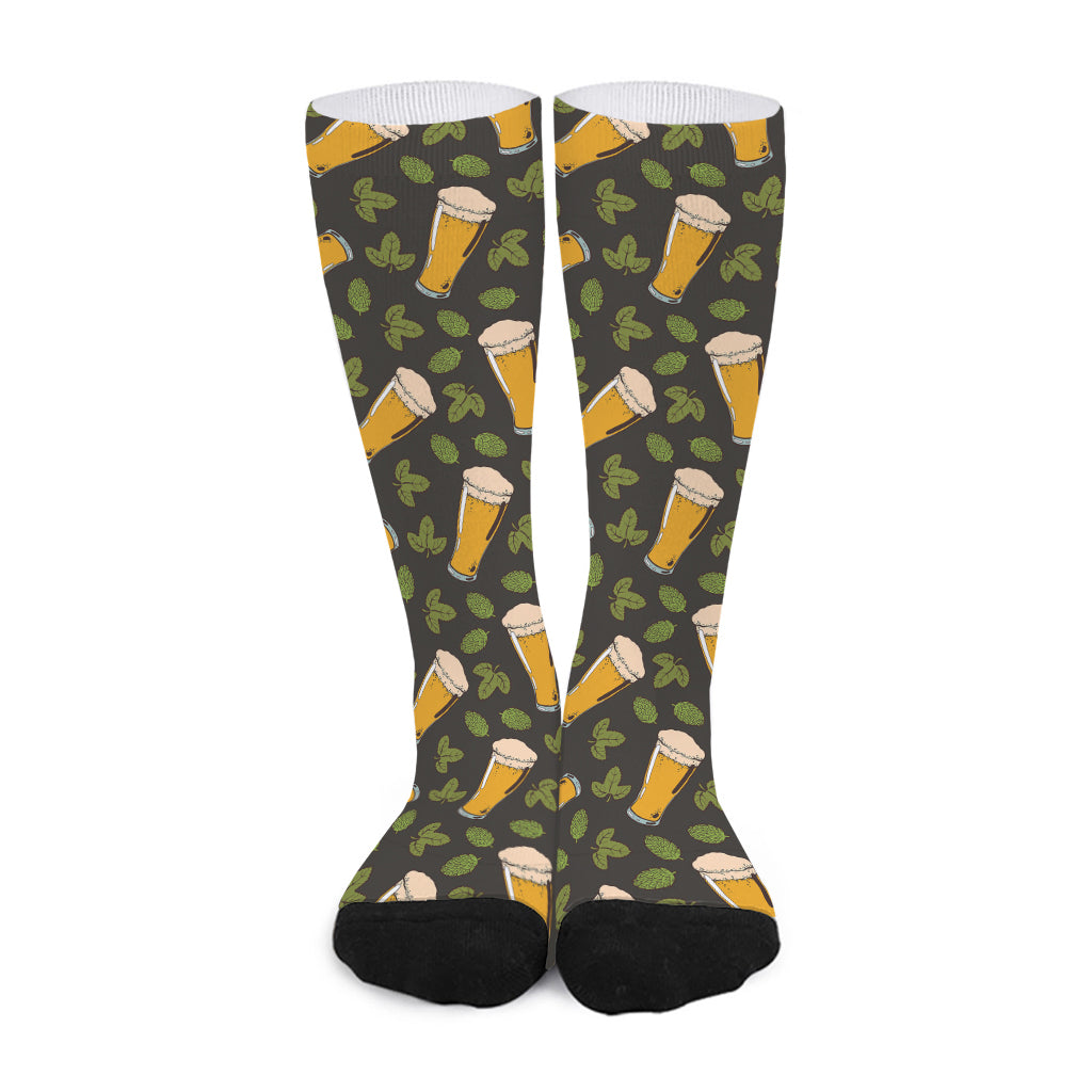 Beer Hop Cone And Leaf Pattern Print Long Socks