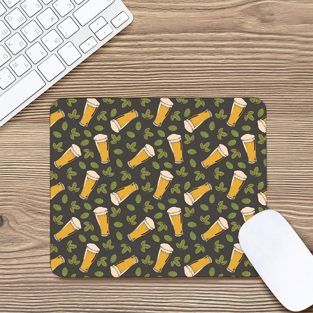 Beer Hop Cone And Leaf Pattern Print Mouse Pad