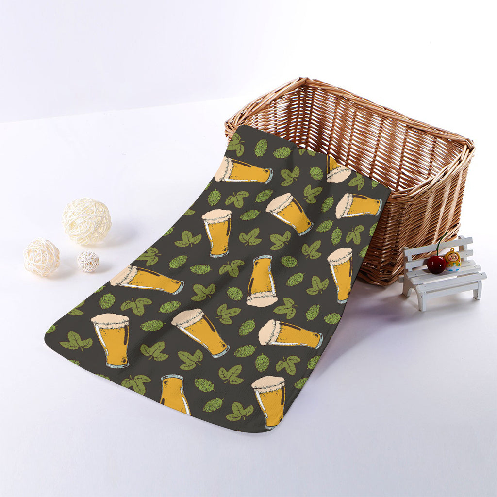 Beer Hop Cone And Leaf Pattern Print Towel