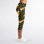 Beer Hop Cone And Leaf Pattern Print Women's Capri Leggings