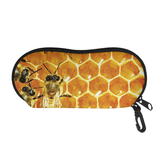 Bees And Honeycomb Print Glasses Case