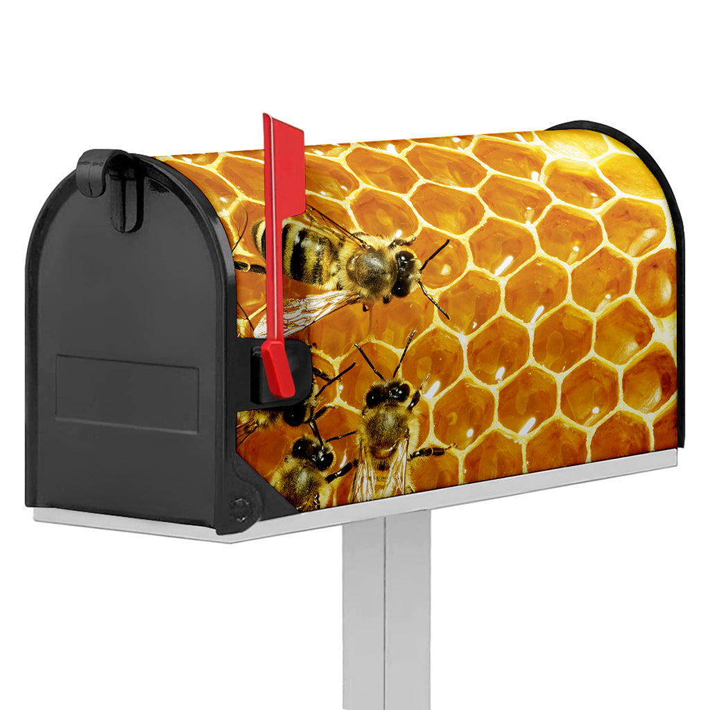 Bees And Honeycomb Print Mailbox Cover