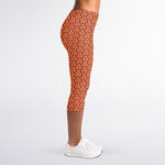 Beige And Red Japanese Pattern Print Women's Capri Leggings